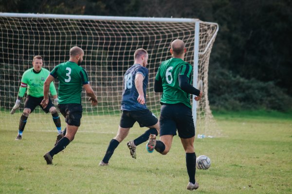 SaintsFC_241013-011.jpg