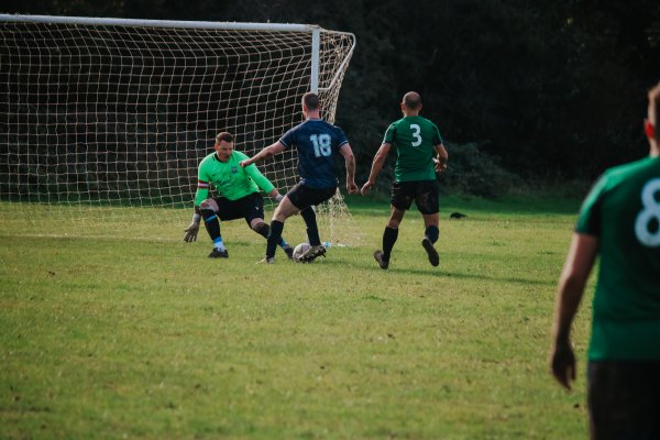 SaintsFC_241013-018.jpg