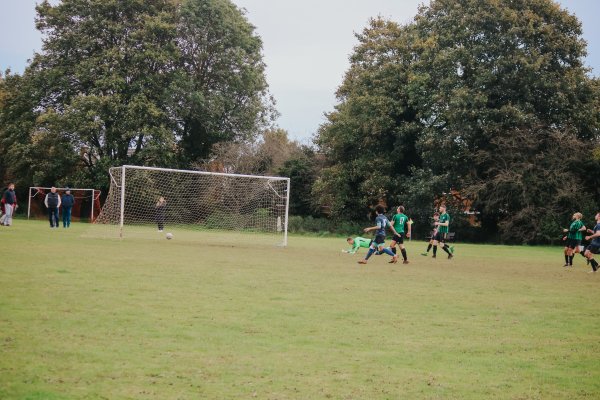 SaintsFC_241013-104.jpg